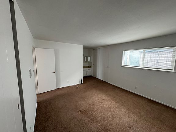 3rd image of 682 Villa St Unit 3