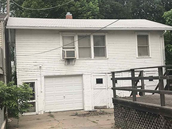 3rd image of 207 N B St