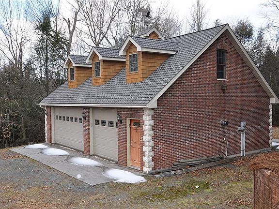 2nd image of 67 Brookview Dr