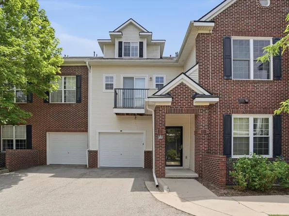 273 Scio Village Ct Unit 243, Ann Arbor, MI 48103