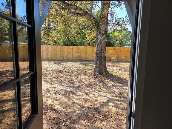 2nd image of 2417 Waterwood Dr