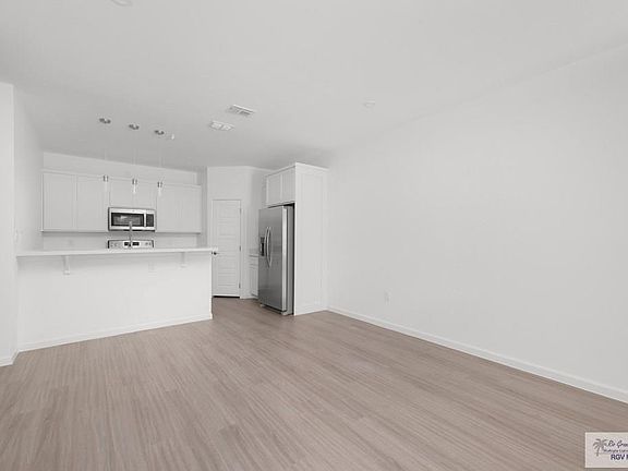 2nd image of 165 W Ruben M Torres Blvd #A