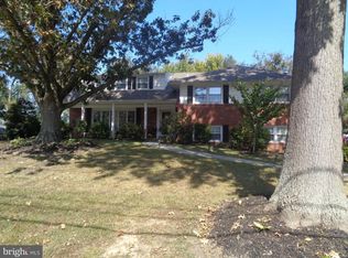 2612 Salem Dr, Cinnaminson, NJ 08077