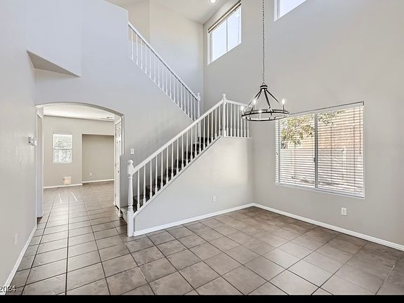 3rd image of 4225 Capri Canyon Ct