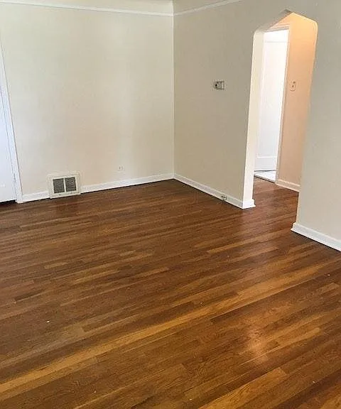 3025 Fairfax St — Photo 3