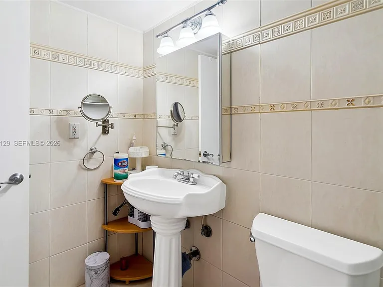 1400 S Ocean Dr #802 — Photo 30