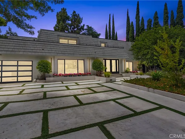 17438 Sumiya Dr, Encino, CA 91316