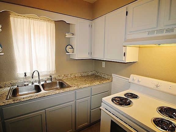 4th image of 508 B St