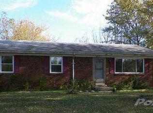 1057 Pennebaker Dr, Lexington, KY 40511