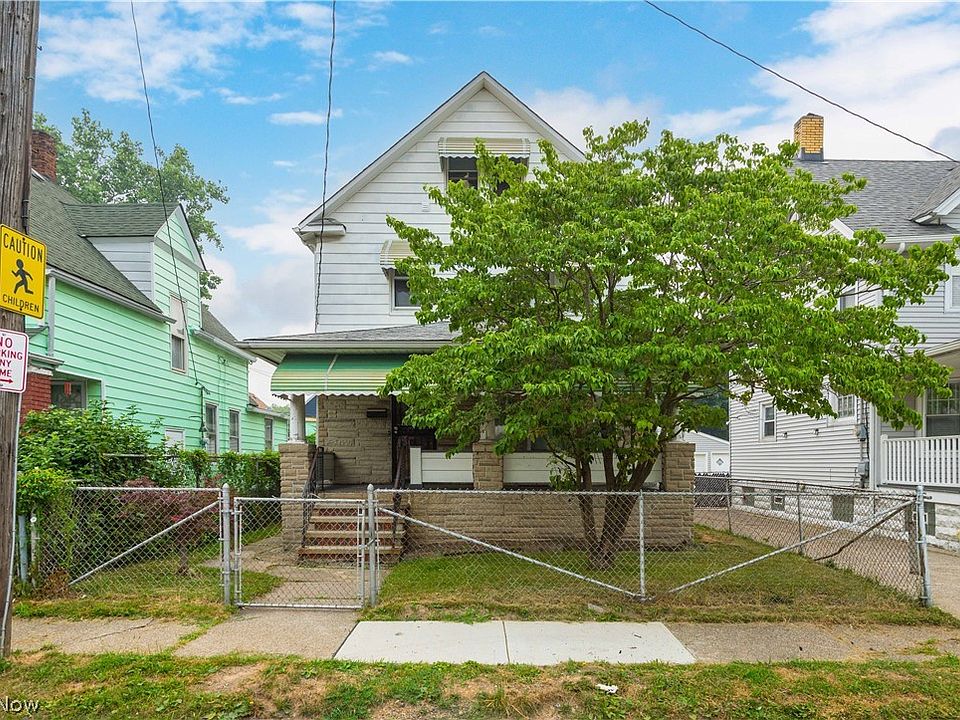 1st image of 3151 W 105th St