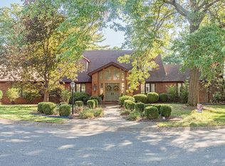 1110 Kenyon Pl, Evansville, IN 47715