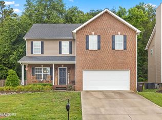 7341 Calla Crossing Ln, Knoxville, TN 37918