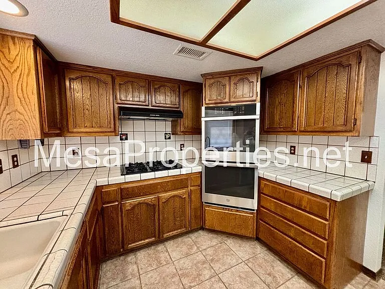18642 Orange St — Photo 19
