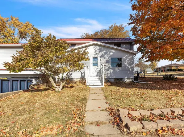 300 West Madison STREET, Platteville, WI 53818