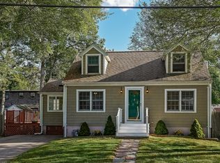 31 Black Hawk Rd, Weymouth, MA 02190