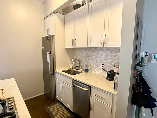 Rented by Tourma Realty LLC | media 17