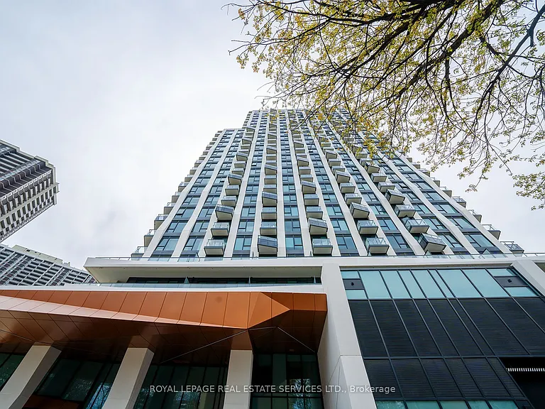 60 Central Park Dr #1207 — Photo 2