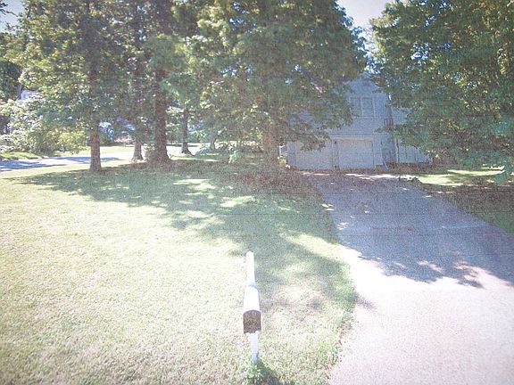 2nd image of 3201 Woods Walk Ct