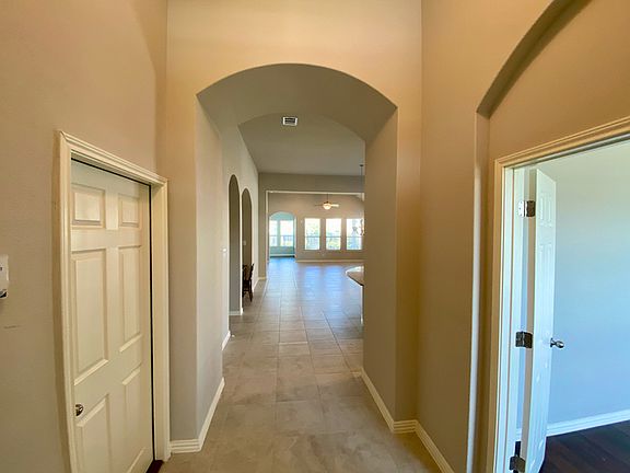 2nd image of 5936 Pescia St