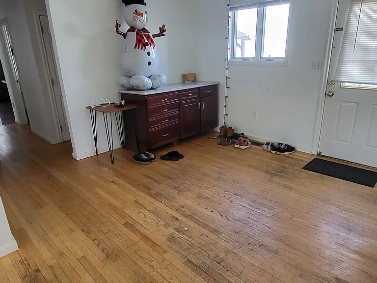 309 Beacon St S — Photo 20