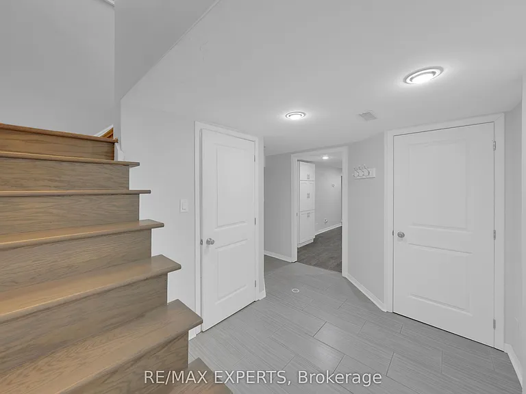 87 Eugenia St #LOWER — Photo 8