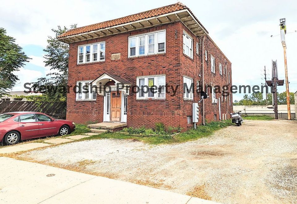 1st image of 1628 E Market St APT 4