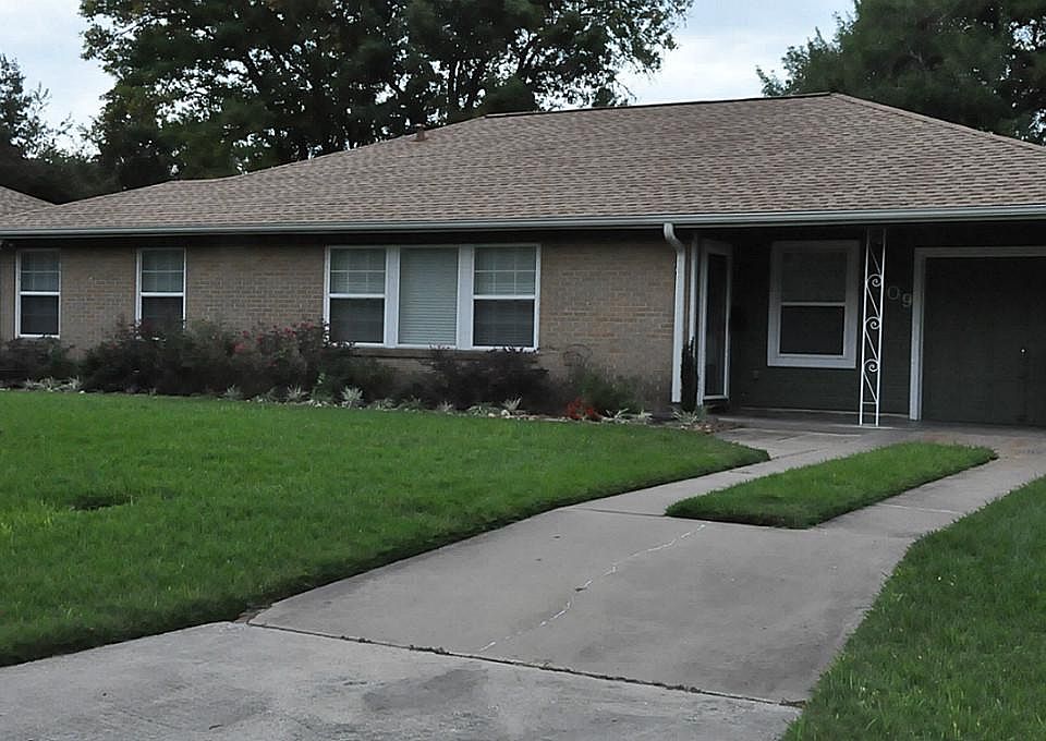 1st image of 2809 John Dr