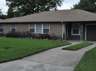 2809 John Dr, La Marque, TX 77568