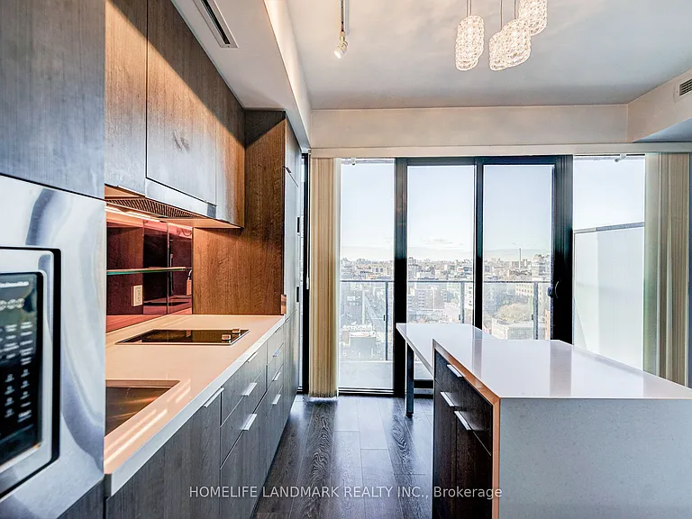 215 Queen St W #1403 — Photo 15