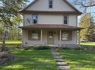 936 Church St, German Valley, IL 61039