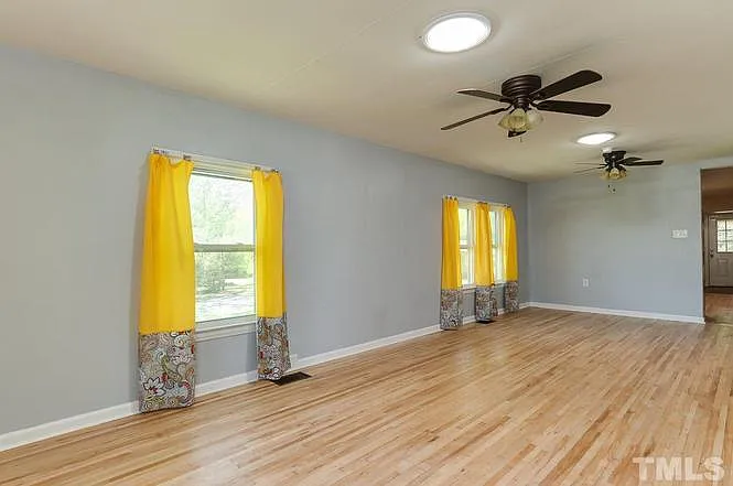 3409 Tryon Rd — Photo 9