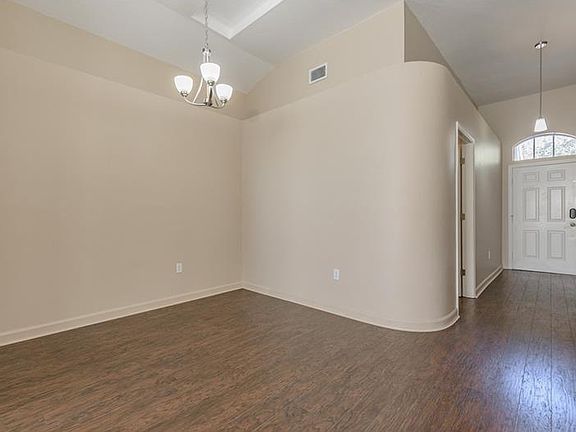 4th image of 10267 Oasis Palm Dr