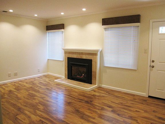 Living Room, Gas Insert - Remote Control