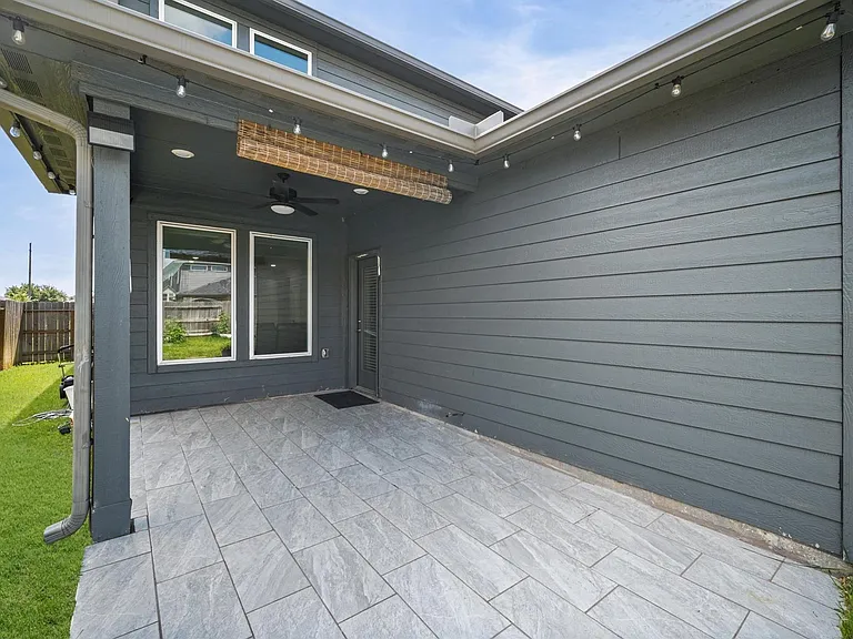 8442 Harrington Grove Trl — Photo 25