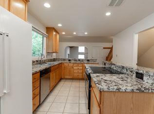 588 Stone Creek Dr #B, Avon, CO 81620
