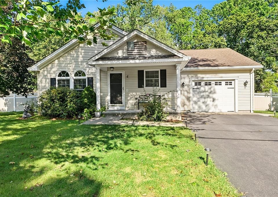 1st image of 4 Joyce Anne Dr