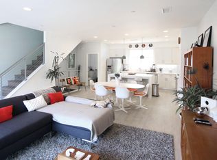 6068 W Studio Ct, Los Angeles, CA 90038