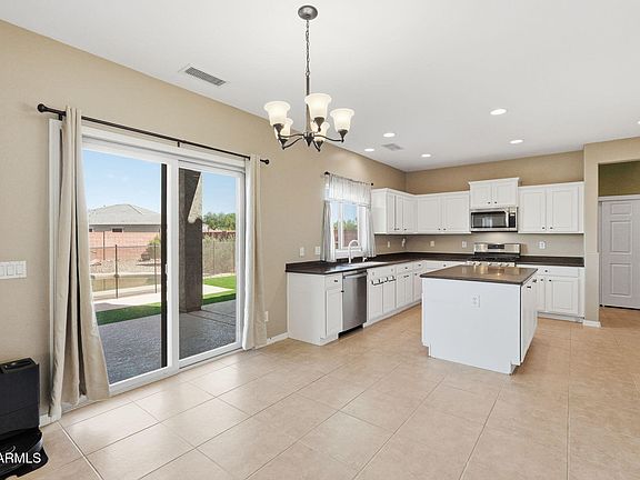 4th image of 30196 W CRITTENDEN Lane