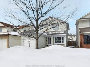 49 Vesta St, Ottawa, ON K2J 3Z1