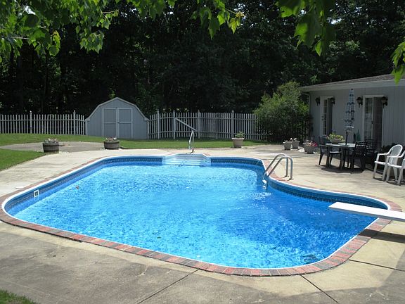 5th image of 15085 73rd St