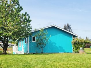 910 W 16th St, Port Angeles, WA 98363