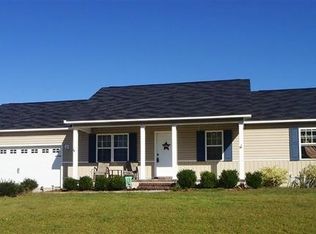 111 Eagle Ridge Dr, Beulaville, NC 28518