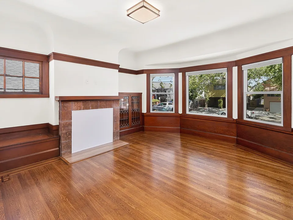 1308 Alcatraz Ave