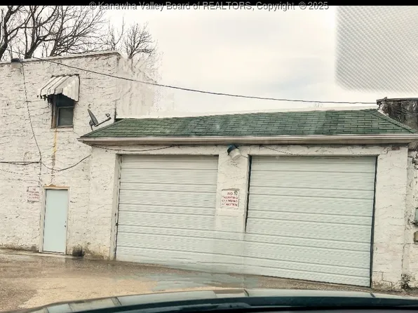 118 W Main St, Saint Albans, WV 25177