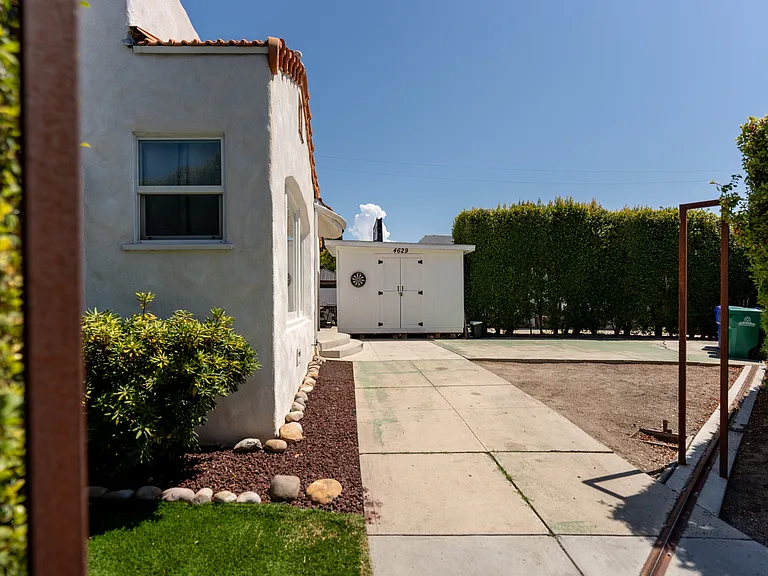 4629 Soria Dr — Photo 4