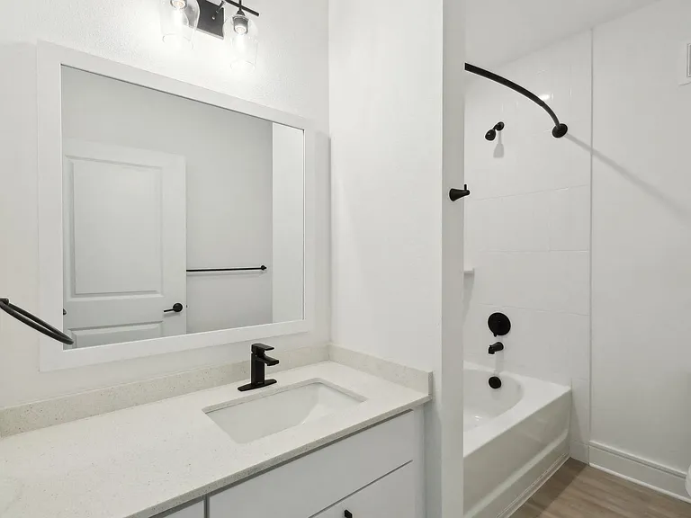 Tropia Luxury Apartments — Photo 127