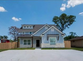 403 Fairway Dr, Bryan, TX 77801