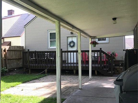 5th image of 211 Indiana Ave