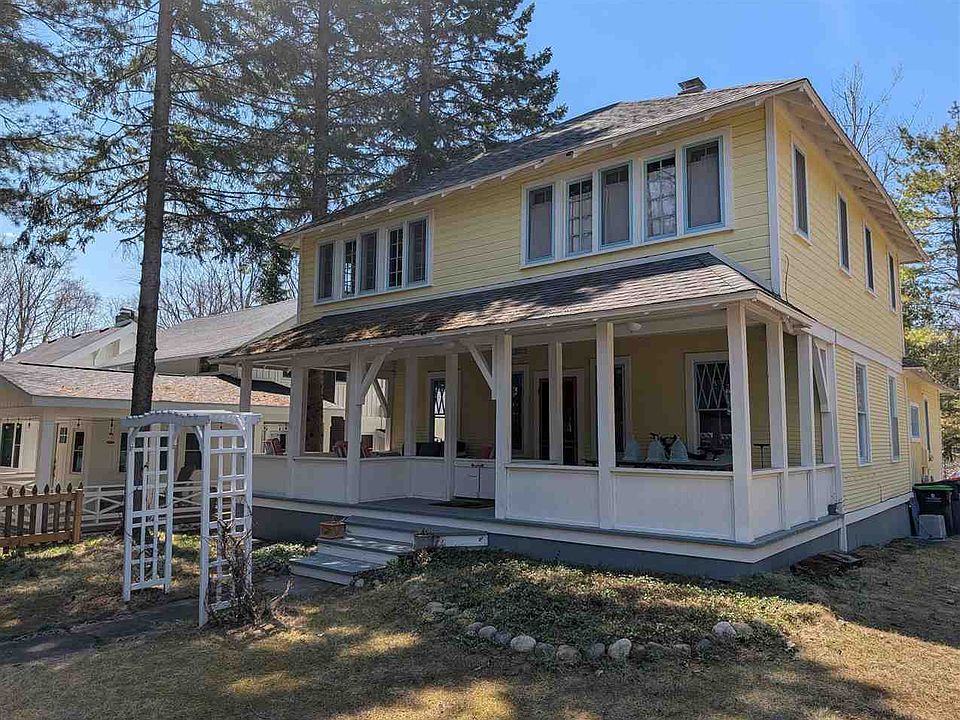 1st image of 1264 Fern Ave
