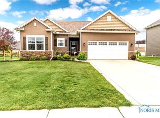 5592 Red Hawk Ln, Sylvania, OH 43560